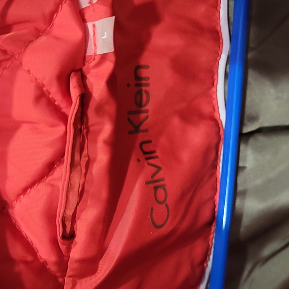 Calvin Klein medium weight winter coat - Picture 2 of 4